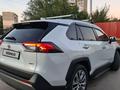 Toyota RAV4 2021 года за 22 000 000 тг. в Уральск – фото 11