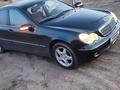 Mercedes-Benz C 200 2002 годаүшін2 700 000 тг. в Уральск – фото 7