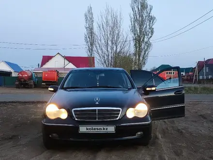 Mercedes-Benz C 200 2002 года за 2 700 000 тг. в Уральск – фото 8