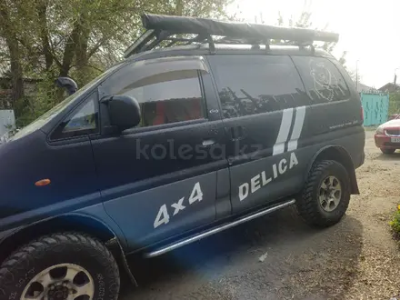Mitsubishi Delica 1994 года за 3 800 000 тг. в Семей – фото 8