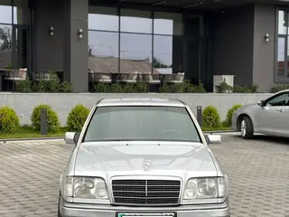 Mercedes-Benz E 280