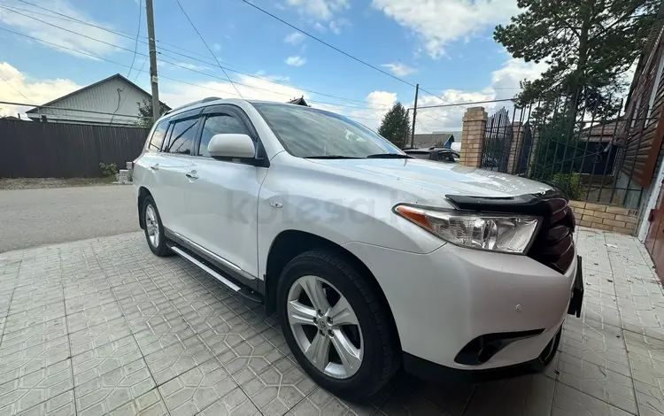 Toyota Highlander 2011 года за 12 500 000 тг. в Костанай