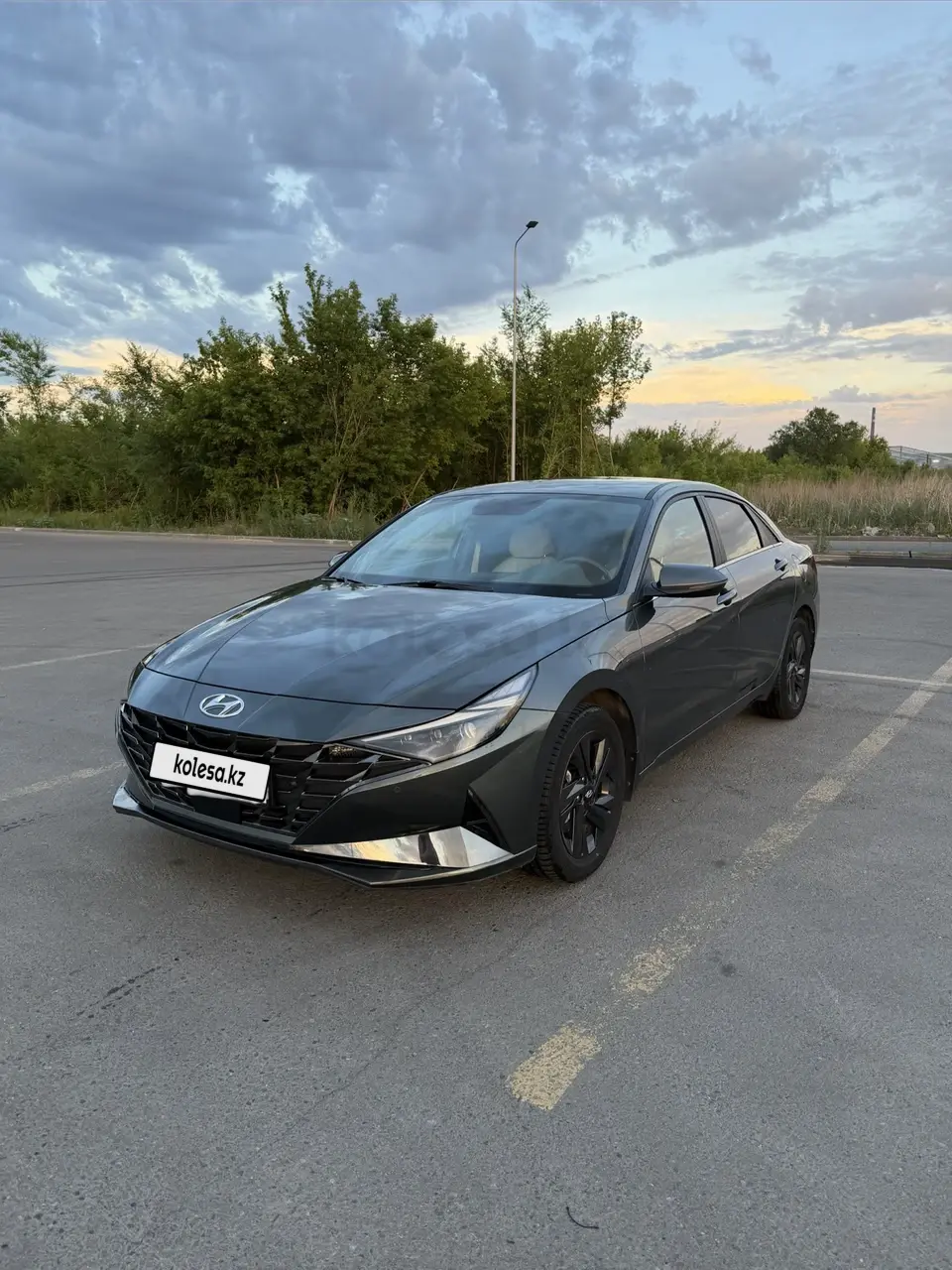 Hyundai Elantra, 2022