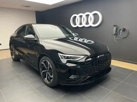 Audi Q8 e-tron 2023 года за 45 150 000 тг. в Алматы