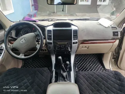 Toyota Land Cruiser Prado 2005 годаүшін10 500 000 тг. в Актобе – фото 2