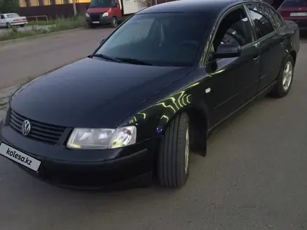 Volkswagen Passat 1997 года за 1 800 000 тг. в Костанай – фото 4