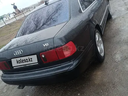 Audi A8 1998 года за 2 000 000 тг. в Акколь (Таласский р-н) – фото 5