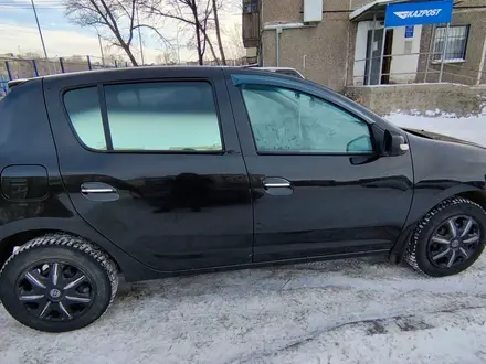 Renault Sandero 2015 года за 4 000 000 тг. в Караганда – фото 6