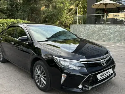 Toyota Camry 2017 года за 12 700 000 тг. в Шымкент – фото 5