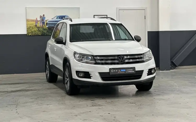 Volkswagen Tiguan 2014 года за 5 240 000 тг. в Алматы