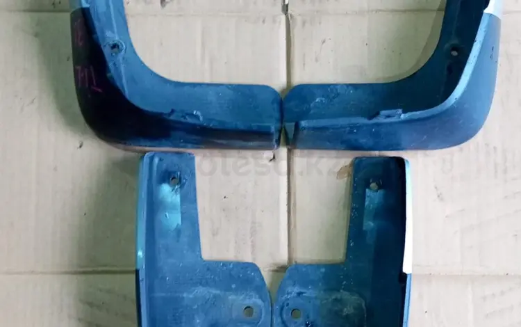 Брызговики Nissan Tiida за 15 000 тг. в Алматы