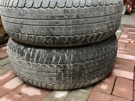 Пара шины Dunlop 265/65r17 за 25 000 тг. в Алматы – фото 2