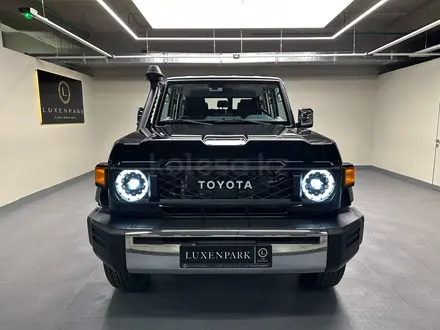 Toyota Land Cruiser Prado 2023 года за 47 900 000 тг. в Алматы