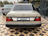 Mercedes-Benz E 280 1993 годаүшін4 200 000 тг. в Шымкент – фото 2