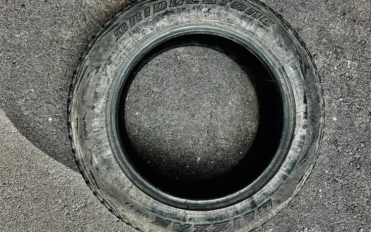 1 японская шина Bridgestone 225/65/18үшін9 990 тг. в Астана