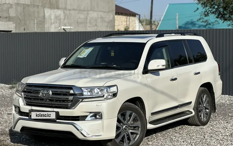 Toyota Land Cruiser 2016 года за 27 000 000 тг. в Актобе