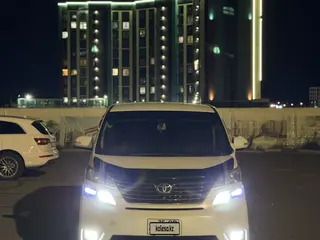 Toyota Alphard, 2009