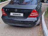 Mercedes-Benz C 200 2001 года за 2 500 000 тг. в Караганда