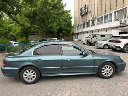 Hyundai Sonata 2002 года за 2 400 000 тг. в Шымкент – фото 4