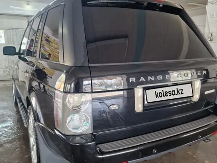 Land Rover Range Rover 2006 года за 8 000 000 тг. в Алматы – фото 21