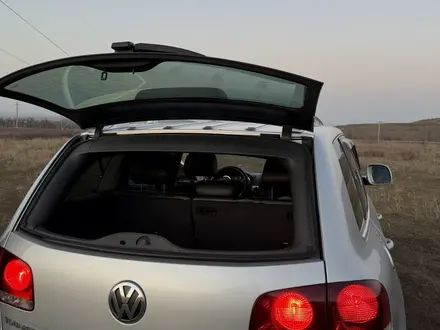 Volkswagen Touareg 2008 года за 7 850 000 тг. в Астана – фото 20