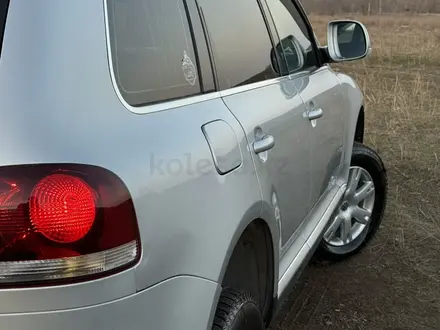 Volkswagen Touareg 2008 года за 7 850 000 тг. в Астана – фото 6