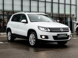 Volkswagen Tiguan 2014 годаfor5 990 000 тг. в Актау