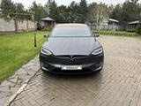 Tesla Model X 2016 года за 29 000 000 тг. в Алматы – фото 2