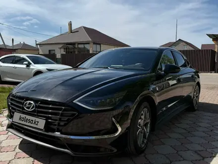 Hyundai Sonata 2020 года за 9 900 000 тг. в Караганда – фото 2