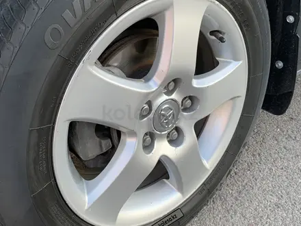 Toyota Camry 2005 года за 5 500 000 тг. в Астана – фото 24