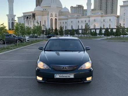 Toyota Camry 2005 года за 5 500 000 тг. в Астана – фото 2