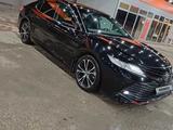 Toyota Camry 2020 годаүшін13 500 000 тг. в Шымкент – фото 2