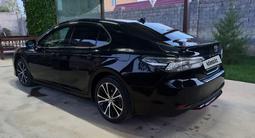 Toyota Camry 2020 года за 13 500 000 тг. в Шымкент – фото 4