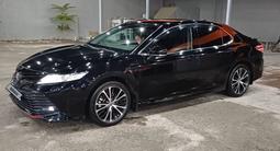 Toyota Camry 2020 года за 13 500 000 тг. в Шымкент