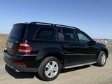 Mercedes-Benz GL 450 2008 года за 10 000 000 тг. в Караганда – фото 2