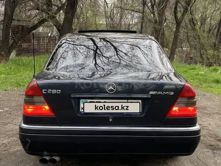 Mercedes-Benz C 320 1997 года за 3 800 000 тг. в Алматы – фото 5