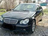 Mercedes-Benz C 200 2006 года за 1 400 000 тг. в Мерке