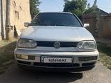 Volkswagen Golf 1994 годаүшін1 700 000 тг. в Шымкент