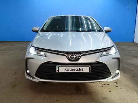 Toyota Corolla 2019 года за 7 377 000 тг. в Актобе – фото 2