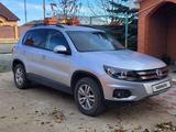 Volkswagen Tiguan 2015 года за 9 000 000 тг. в Актобе – фото 4