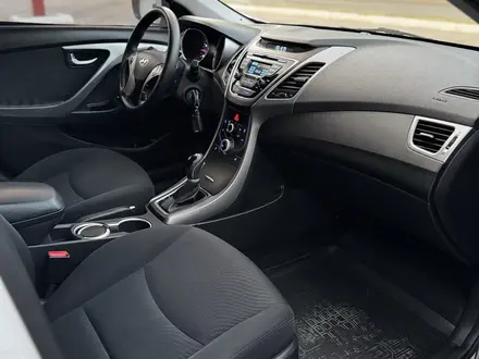 Hyundai Elantra 2014 года за 5 500 000 тг. в Караганда – фото 13