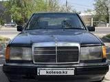 Mercedes-Benz E 200 1991 года за 720 000 тг. в Семей