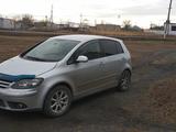 Volkswagen Golf Plus 2008 года за 4 300 000 тг. в Тобыл – фото 2