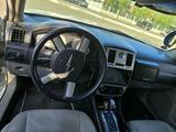 Chrysler 300C 2006 года за 4 700 000 тг. в Жезказган – фото 5