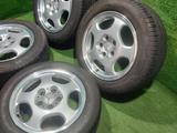 Диск Оригинал Mercedes W210 с шинами Pirelli 215/55 R16 за 270 000 тг. в Алматы – фото 4