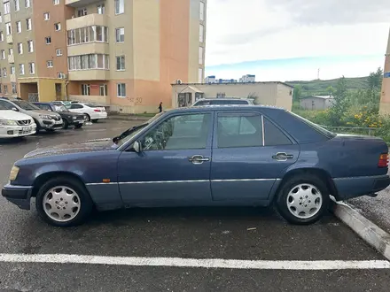 Mercedes-Benz E 300 1993 года за 1 600 000 тг. в Усть-Каменогорск – фото 4