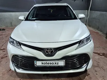 Toyota Camry 2019 года за 11 500 000 тг. в Астана