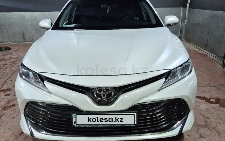 Toyota Camry 2019 года за 11 500 000 тг. в Астана