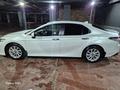 Toyota Camry 2019 года за 11 500 000 тг. в Астана – фото 3