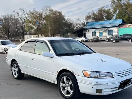 Toyota Camry 1996 года за 2 750 000 тг. в Алматы – фото 9